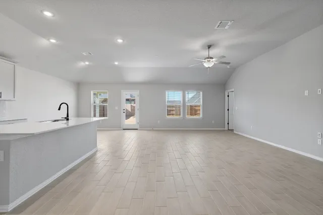 $2,395 | 145 Hackberry Lane, Bastrop, TX 78602