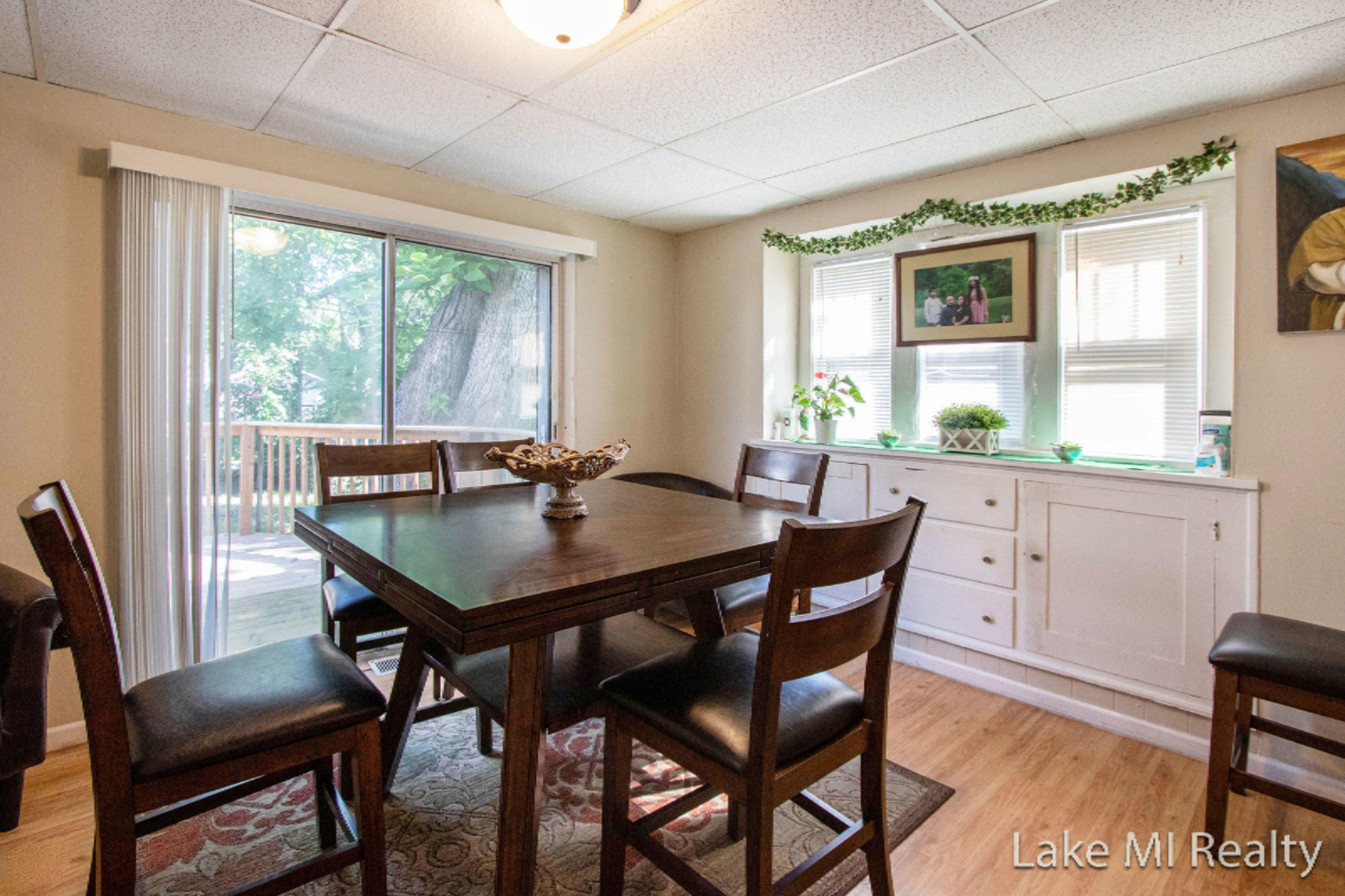 1323 Rathbone Street Southwest Wyoming, MI 49509 - Photo 5 of 20 IMG_3000