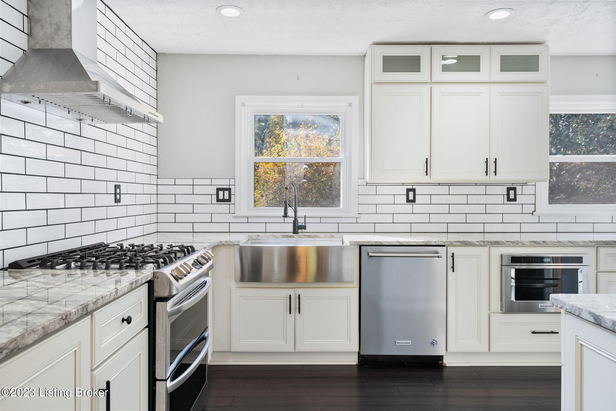 418 Moser Rd-27
