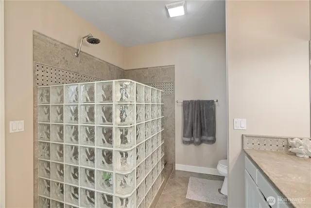 $2,195,000 | 6 Diamond Drive, Pacific Beach, WA 98571