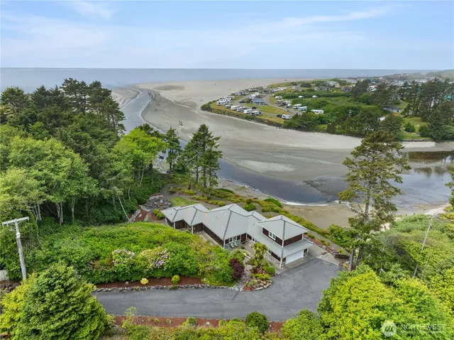$2,195,000 | 6 Diamond Drive, Pacific Beach, WA 98571