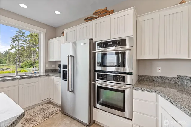 $2,195,000 | 6 Diamond Drive, Pacific Beach, WA 98571