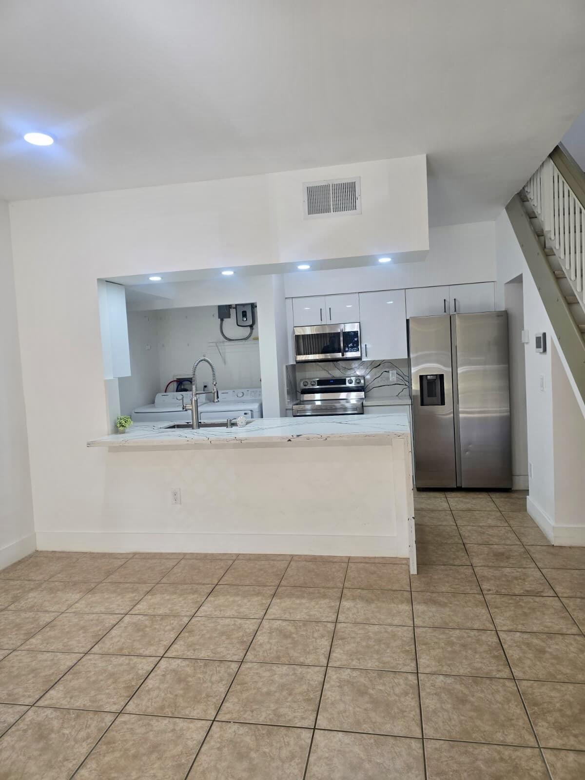 18338 Northwest 68th Avenue, Unit B Hialeah, FL 33015 - Photo 4 of 24 IMG_9357