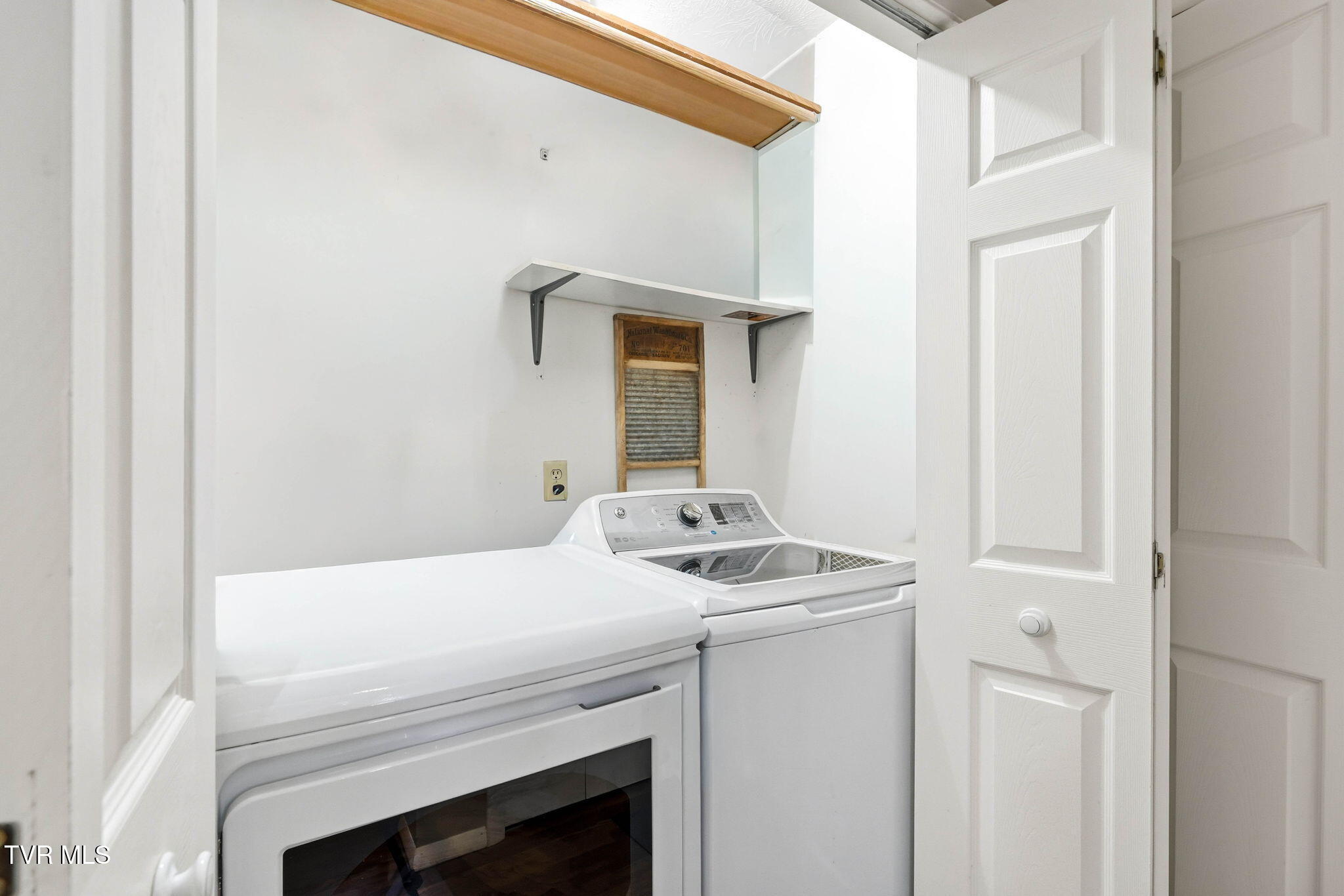 326 Big Springs Road Elizabethton, TN 37643 - Photo 24 of 31 9-web-or-mls-326_Big Springs Rd-17