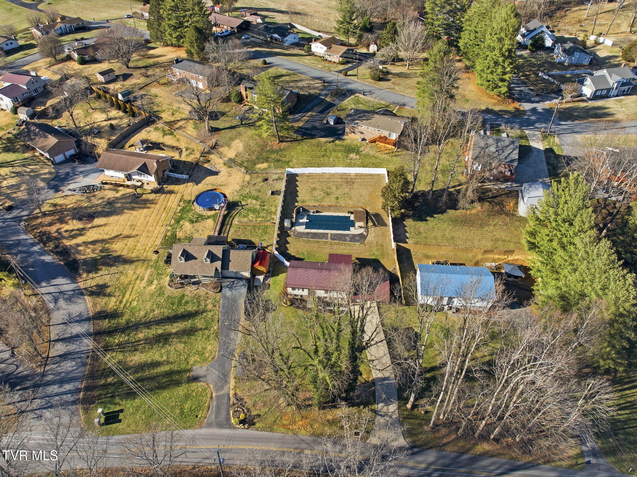 326 Big Springs Road Elizabethton, TN 37643 - Photo 30 of 31 25-web-or-mls-326_Big Springs Rd-31