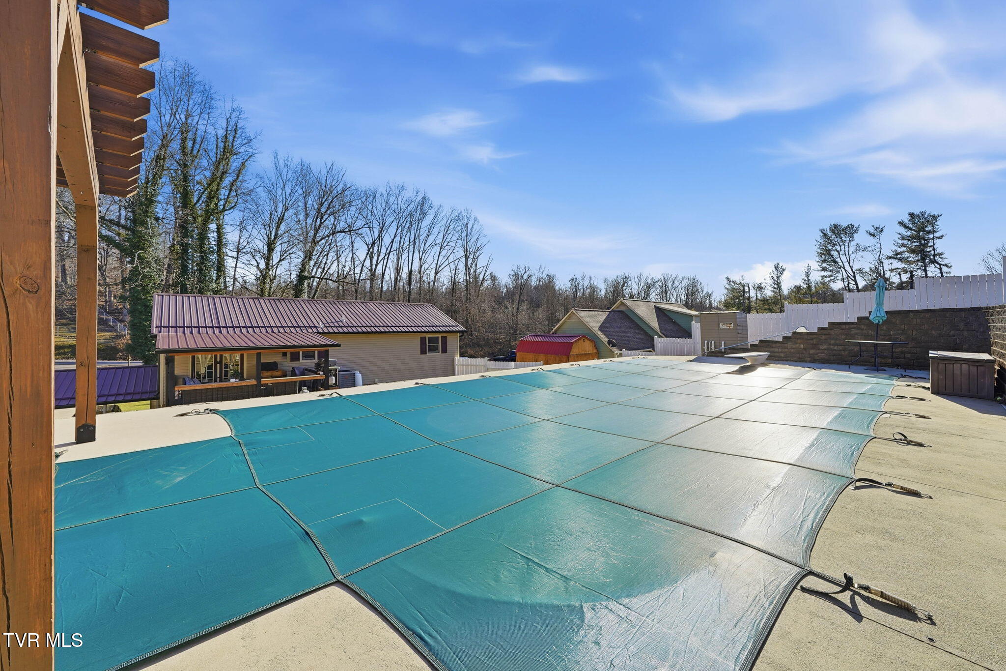 326 Big Springs Road Elizabethton, TN 37643 - Photo 5 of 31 18-web-or-mls-326_Big Springs Rd-25