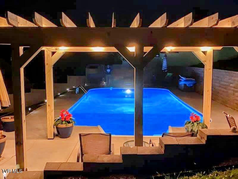 326 Big Springs Road Elizabethton, TN 37643 - Photo 8 of 31 IMG_2425