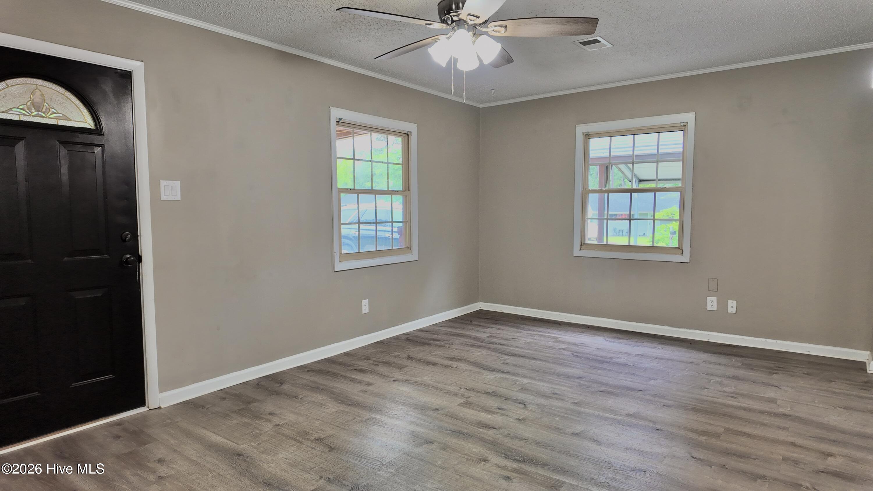 2018 Wren Road North Augusta, SC 29841 - Photo 8 of 23 Living room(2)