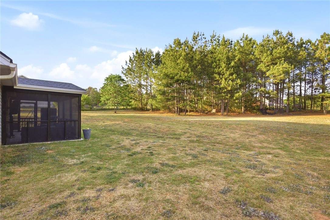 400 Green View Court Westminster, SC 29693 - Photo 32 of 33 Enjoy outdoor living with a spacious screened porch overlooking a generous yard.