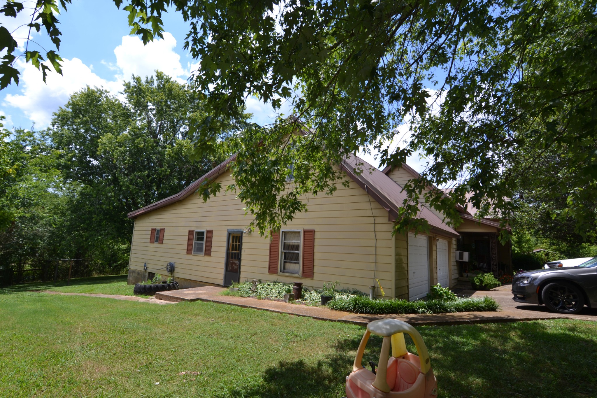 5616 Bunker Hill Road Pulaski, TN 38478 - Photo 6 of 56 a front view of house with yard and green space
