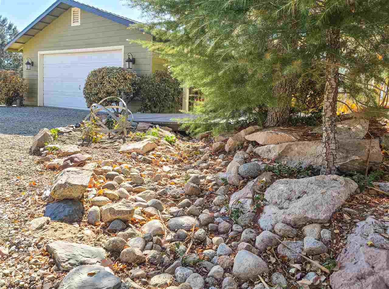 215 Del Monte Road Bishop, CA 93514 - Photo 3 of 27 Gallery Image 3