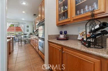41606 Slice Way Temecula, CA 92591 - Photo 10 of 44 a kitchen with lots of counter top space