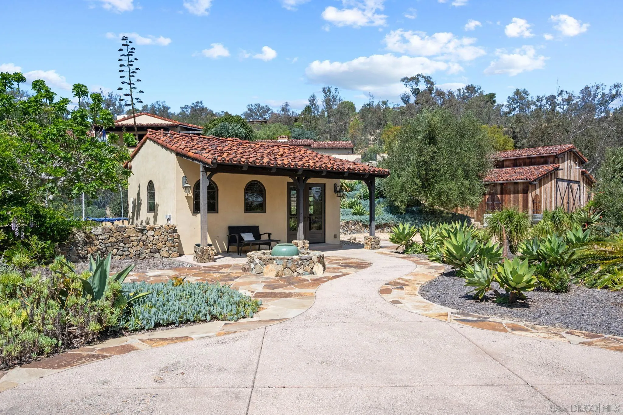 5616 La Sencilla Rancho Santa Fe, CA 92067 - Photo 12 of 23 Detached Casita with full bathroom.