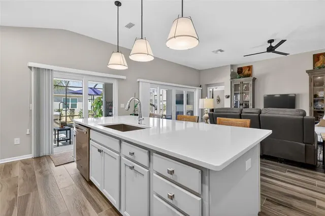 $594,500 | 1744 Woelkers Circle, The Villages, FL 34762