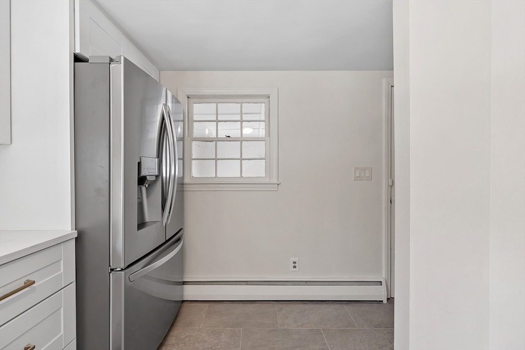 128 Warrenton Road Haverhill, MA 01832 - Photo 8 of 37 Gallery Image 8