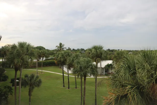 $260,000 | 3507 Village Boulevard, Unit 401, West Palm Beach, FL 33409