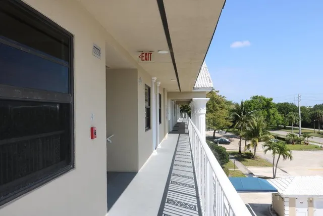 $260,000 | 3507 Village Boulevard, Unit 401, West Palm Beach, FL 33409
