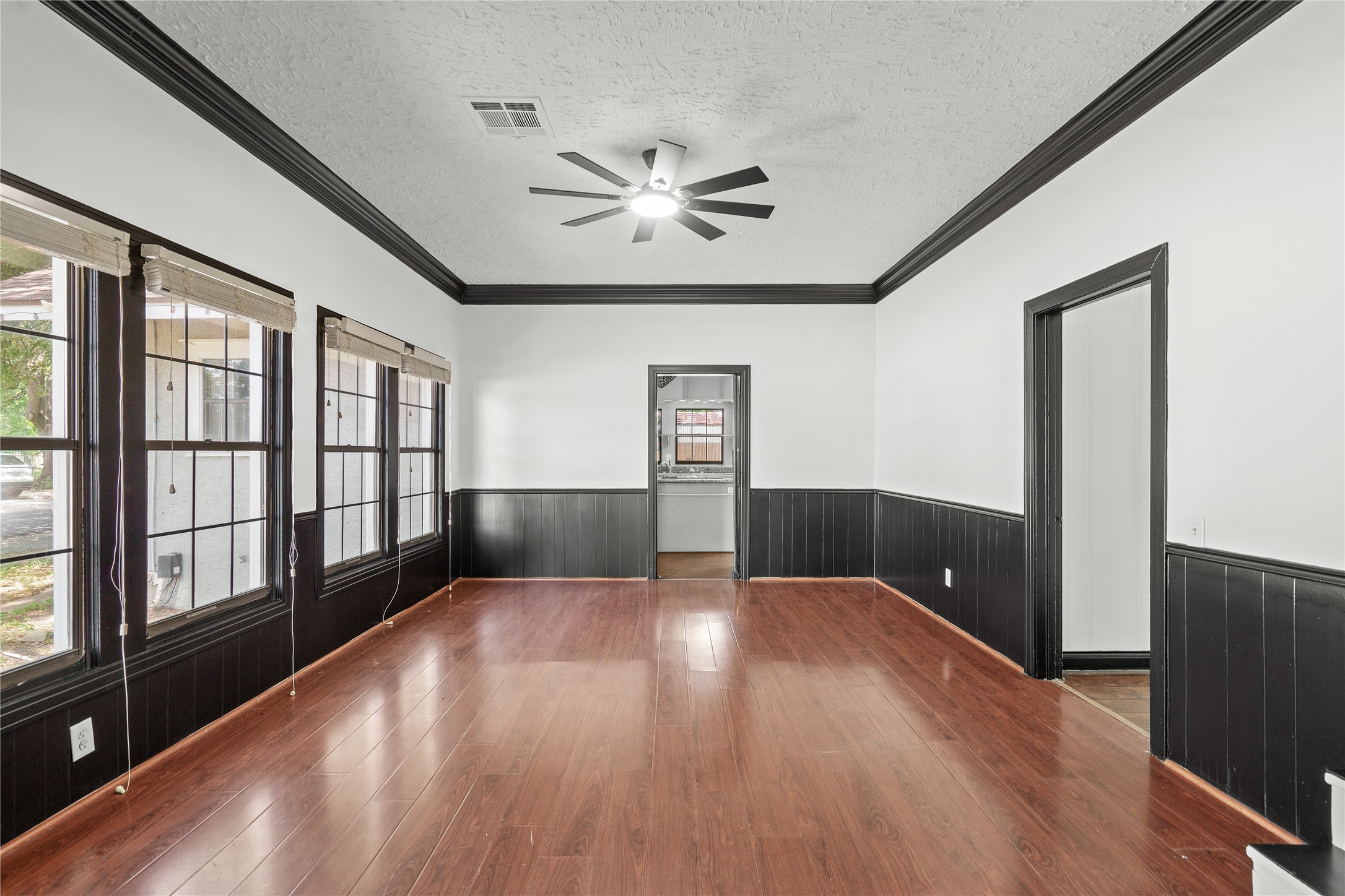 30318 2nd Street Fulshear, TX 77441 - Photo 7 of 31
