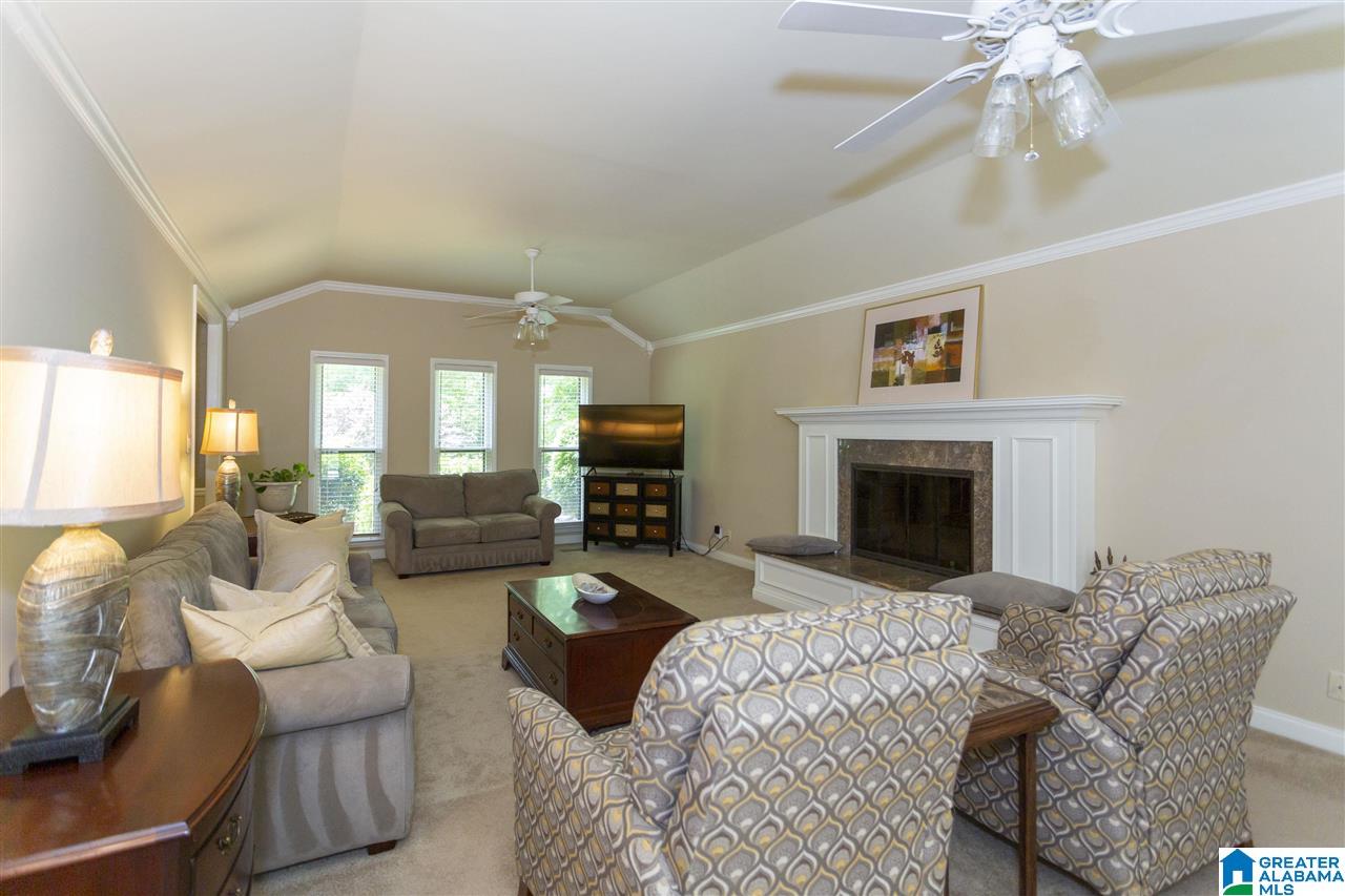 305 Miller Circle Pelham, AL 35124 - Photo 10 of 43