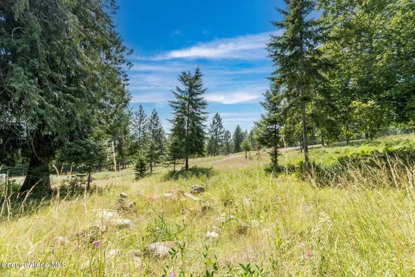 $260,000 | Nka Nka Enchanted Forest, Hope, ID 83836