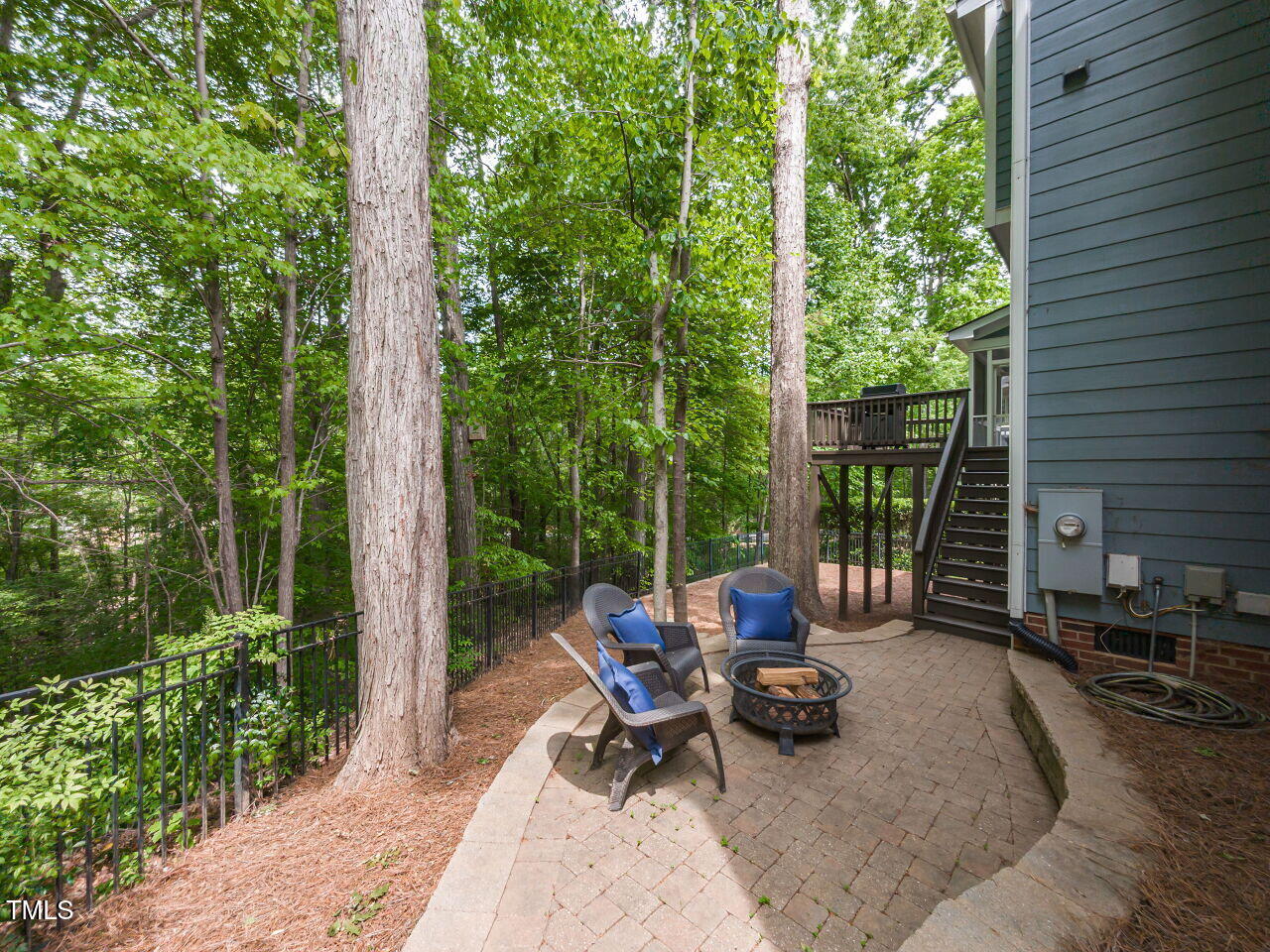 204 Flint Point Lane Holly Springs, NC 27540 - Photo 25 of 40 042-1280x960-patio-backyard