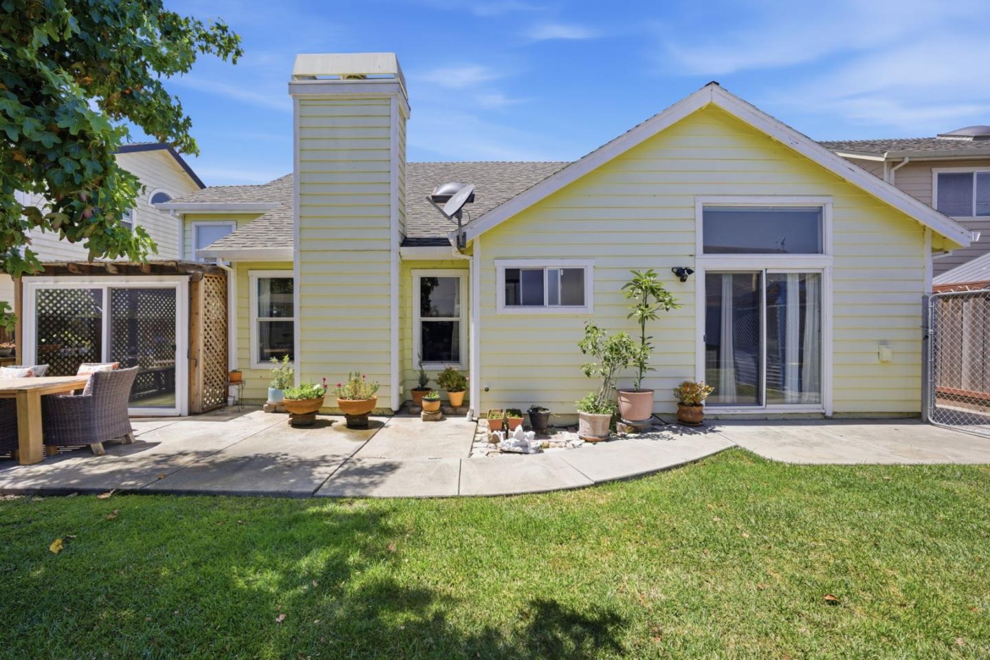1774 Declaration Street Salinas, CA 93906 - Photo 31 of 43