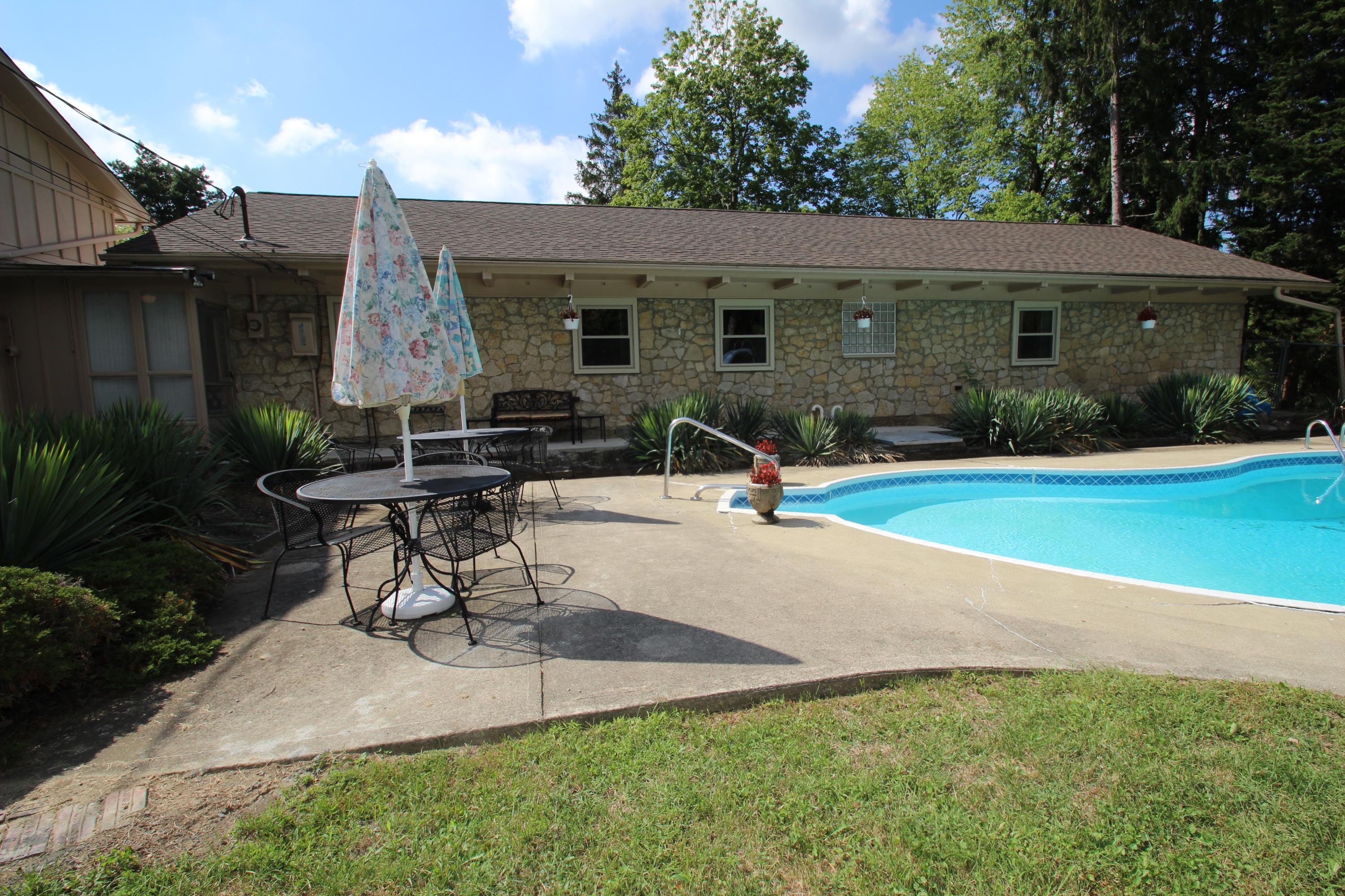 4040 Summit View Road Dublin, OH 43016 - Photo 7 of 44 Gallery Image 7