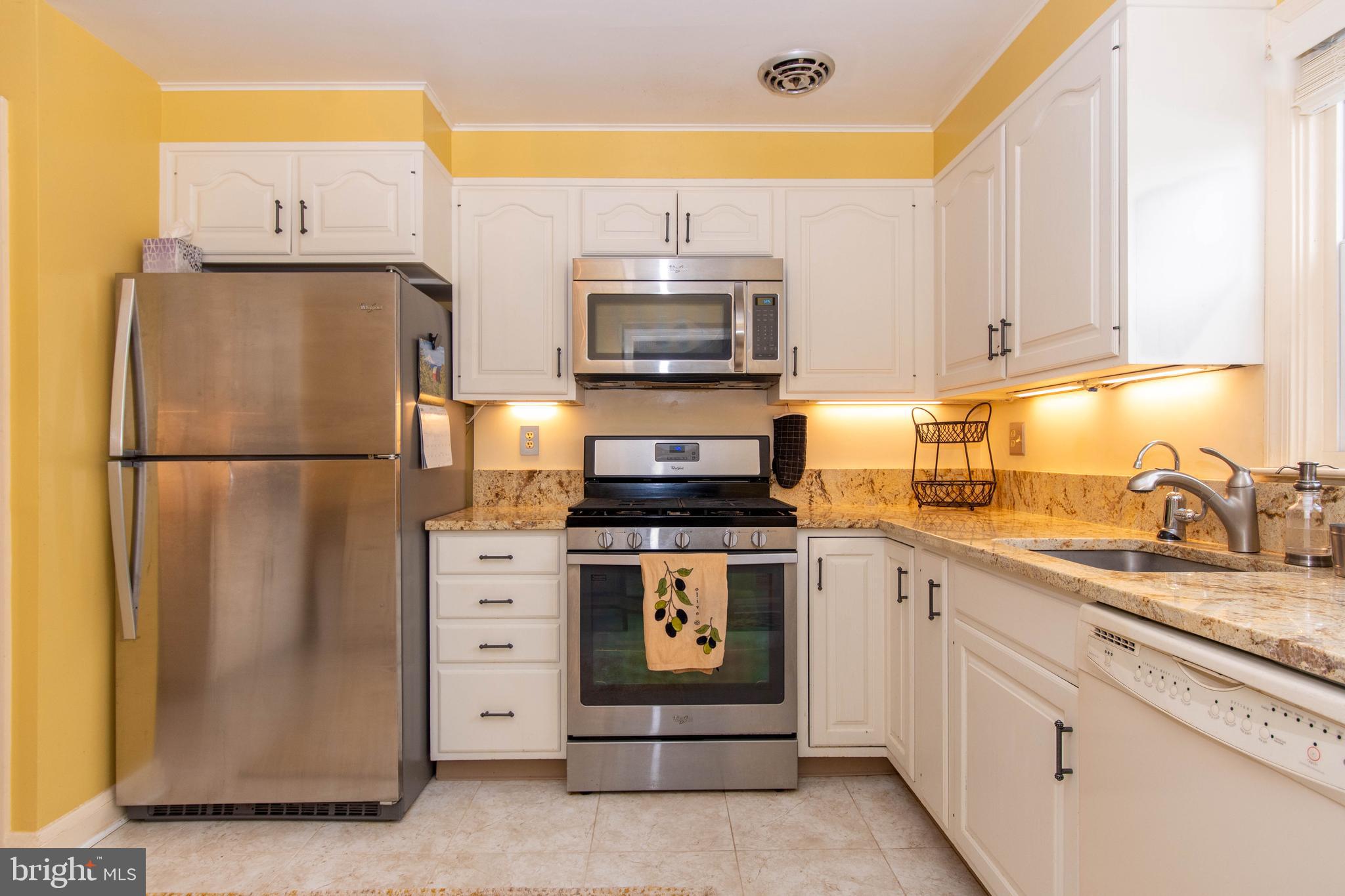 1546 Dellsway Road Baltimore, MD 21286 - Photo 12 of 50