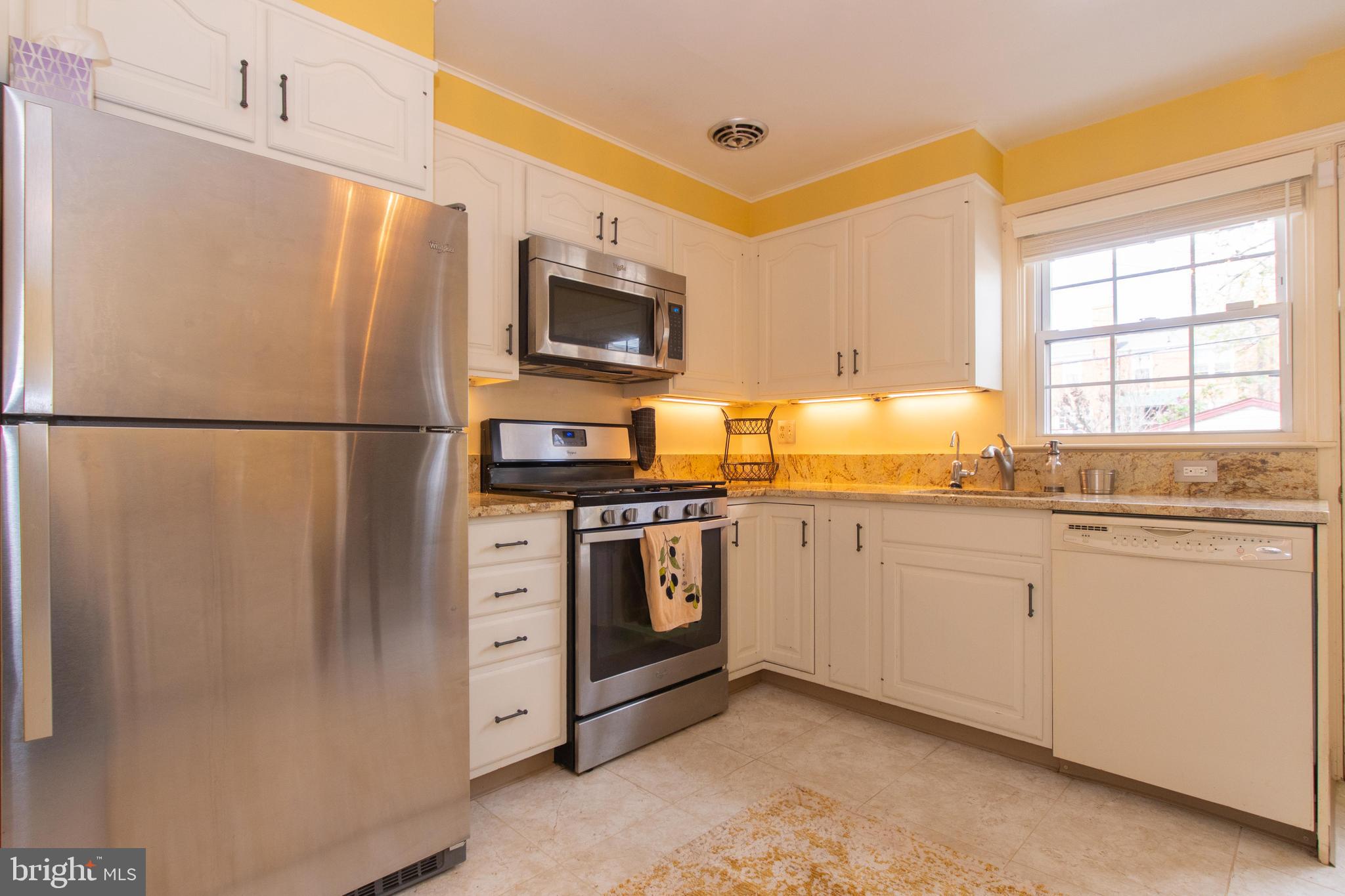 1546 Dellsway Road Baltimore, MD 21286 - Photo 13 of 50