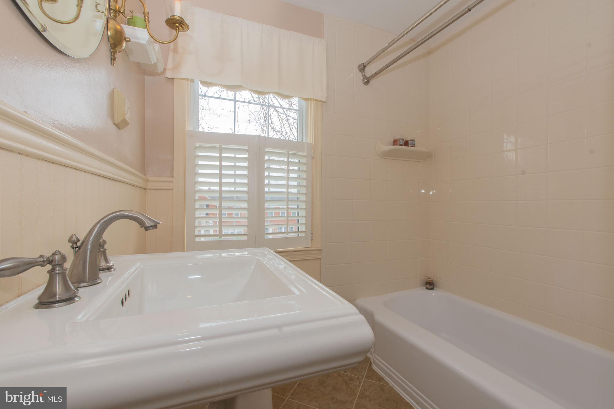 1546 Dellsway Road Baltimore, MD 21286 - Photo 21 of 50
