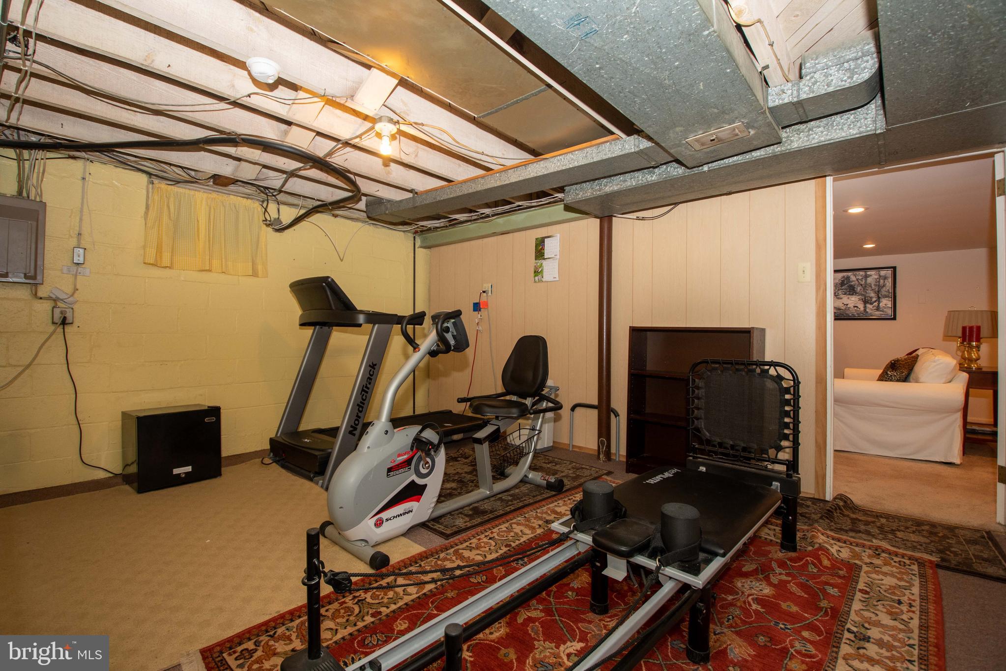 1546 Dellsway Road Baltimore, MD 21286 - Photo 34 of 50 Man Cave