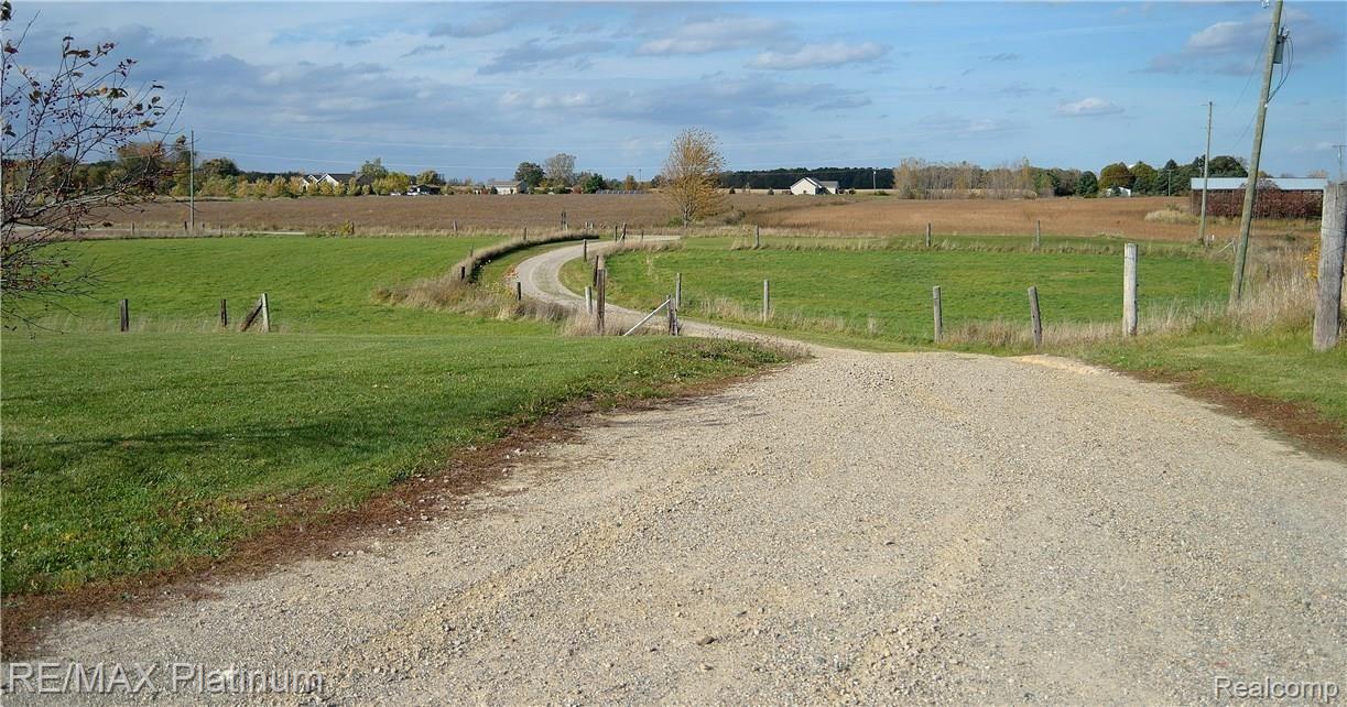 5454 Royce Road Webberville, MI 48892 - Photo 40 of 55 DSC_0107.JPG