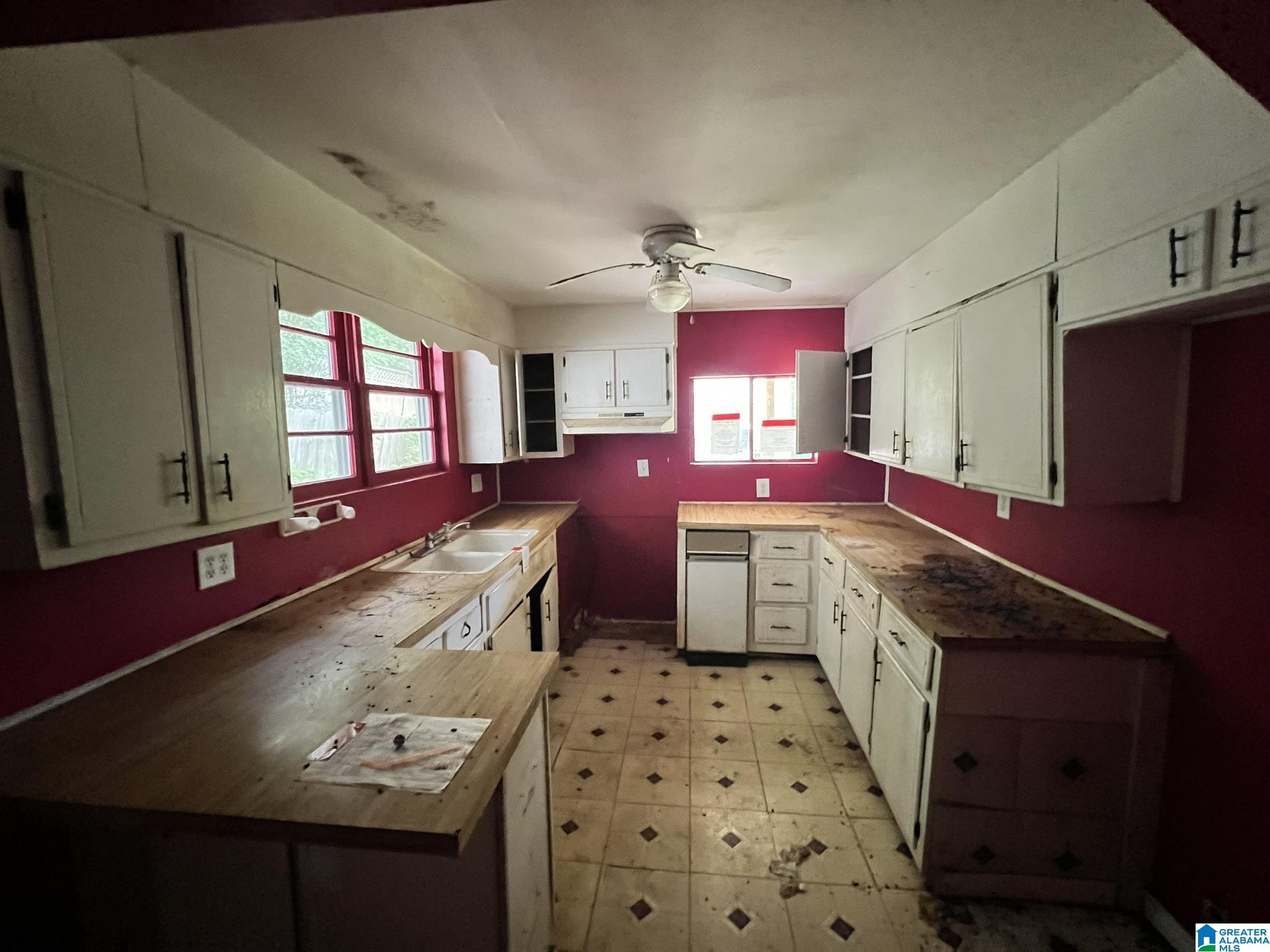 70 Ledlow Road Warrior, AL 35180 - Photo 7 of 16