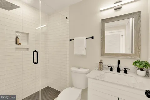 $549,900 | 2606 41st Street Northwest, Unit 6, Washington, DC 20007