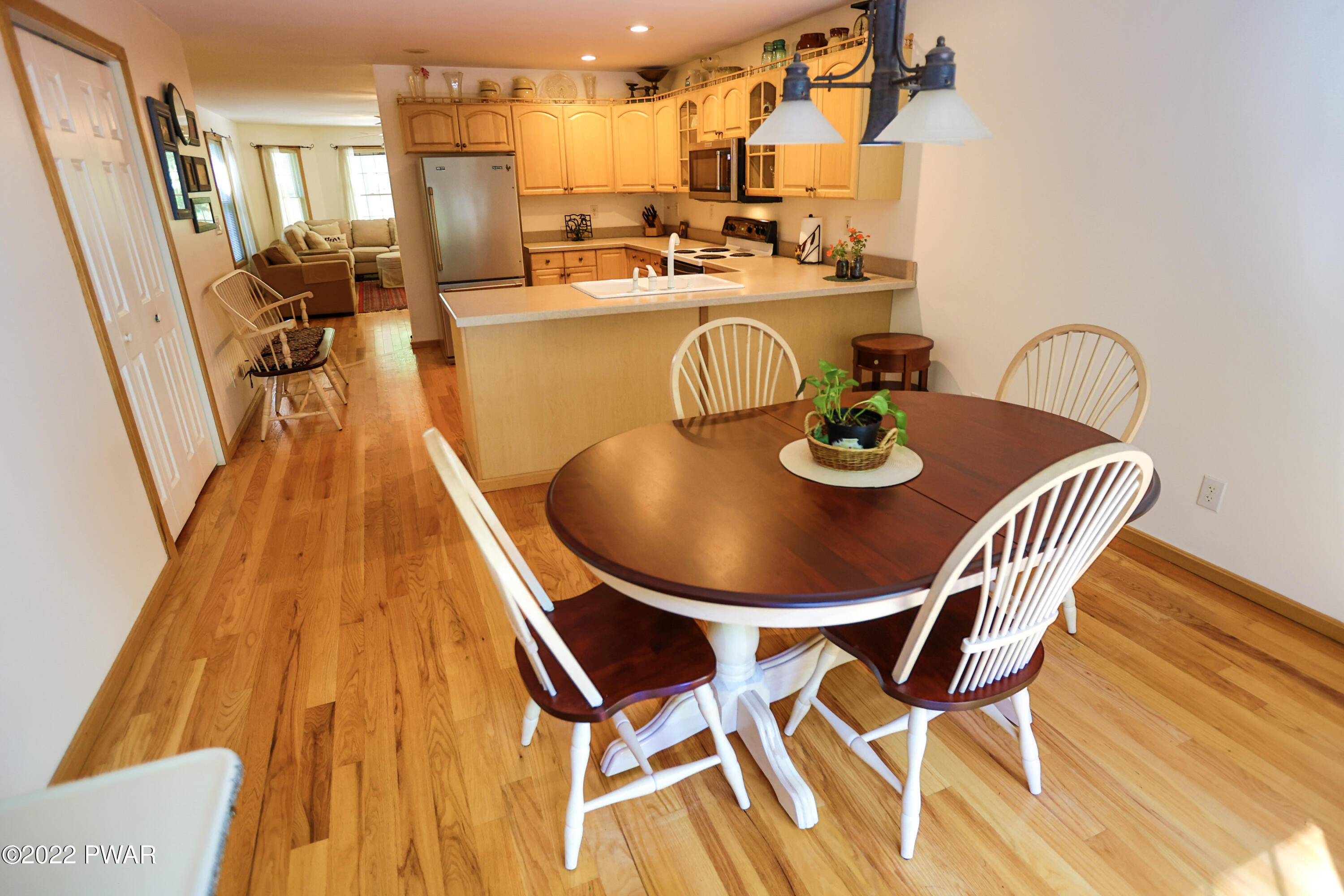 104 Cub Road Greeley, PA 18425 - Photo 7 of 31 Dining Area