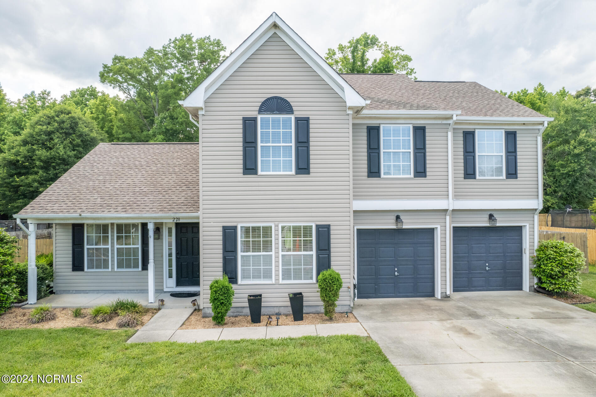 228 Green View Road Moyock, NC 27958 - Photo 1 of 48 Green View Reshoot-36