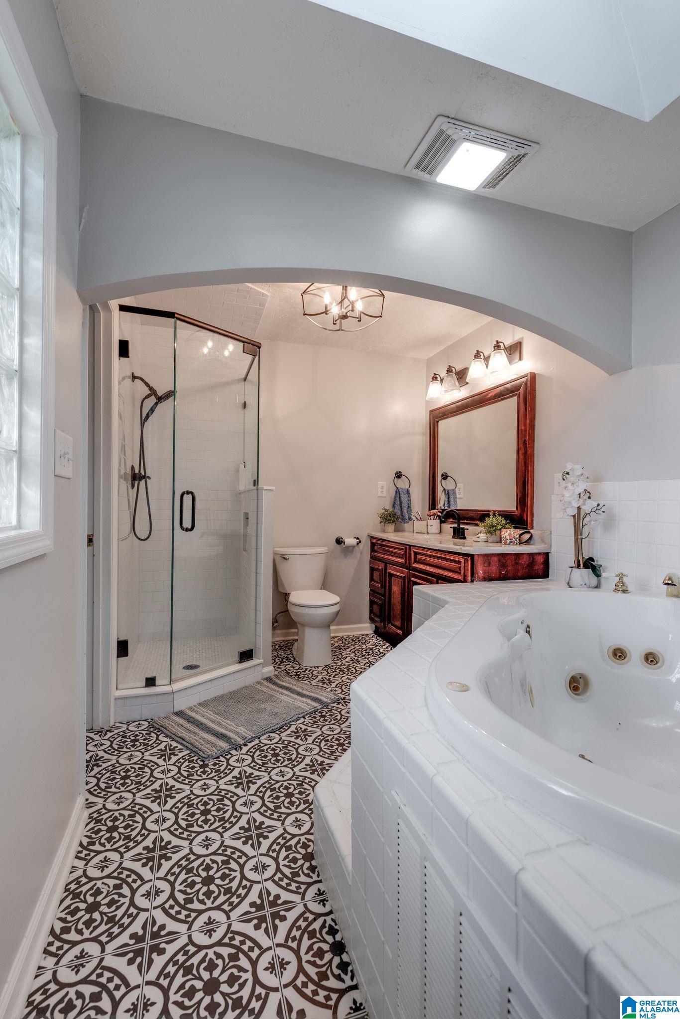 513 Overhill Road Pelham, AL 35124 - Photo 20 of 27 Gallery Image 20