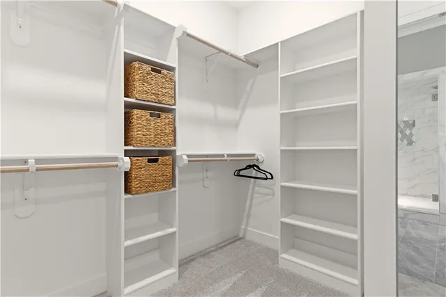 $859,900 | 17860 Clearview Drive, Leavenworth, KS 66048