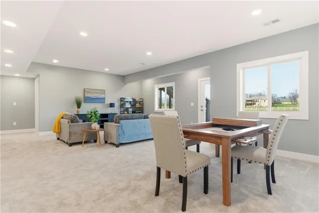 $859,900 | 17860 Clearview Drive, Leavenworth, KS 66048