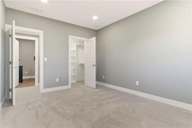 $859,900 | 17860 Clearview Drive, Leavenworth, KS 66048