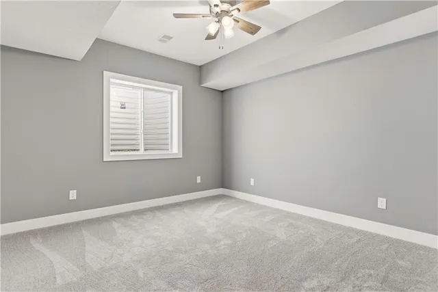 $859,900 | 17860 Clearview Drive, Leavenworth, KS 66048