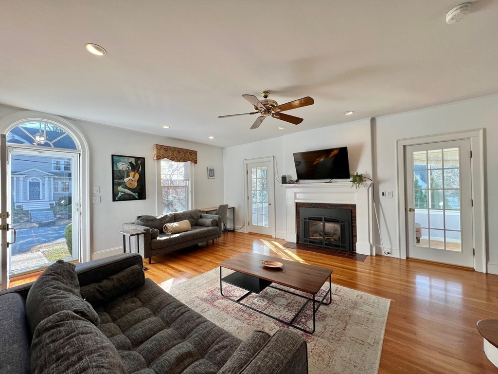 54 Simonds Road Lexington, MA 02420 - Photo 3 of 24