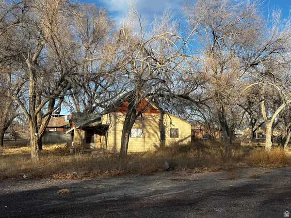 $185,000 | 87 South 300 East, Delta, UT 84624