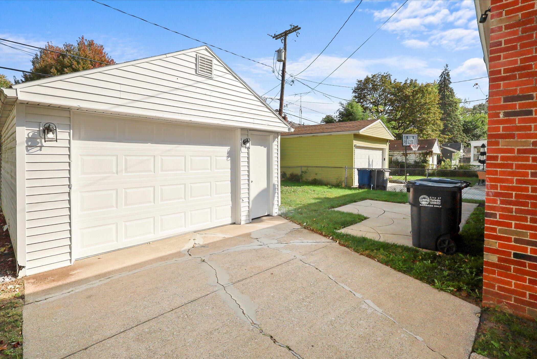 3840 Garrison Road Toledo, OH 43613 - Photo 35 of 43 35-IMG_0629