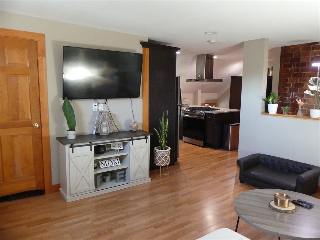 177-179 Forge Road Westport, MA 02790 - Photo 5 of 37 Gallery Image 5