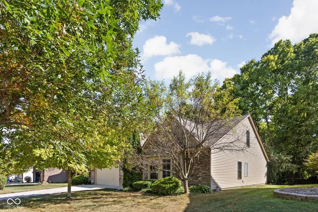 $459,900 | 10019 Niagara Drive, Fishers, IN 46037