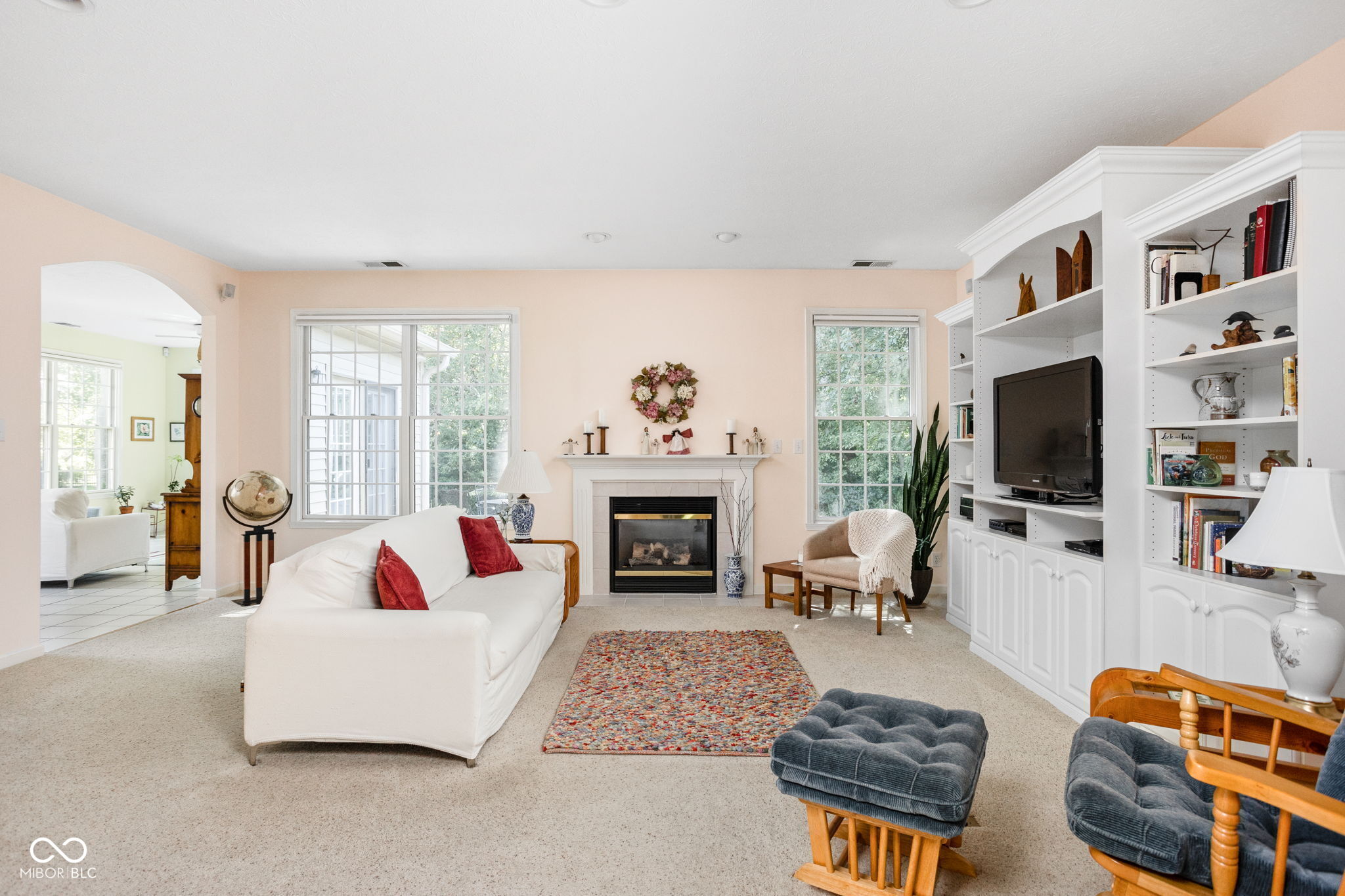 10019 Niagara Drive Fishers, IN 46037 - Photo 4 of 37