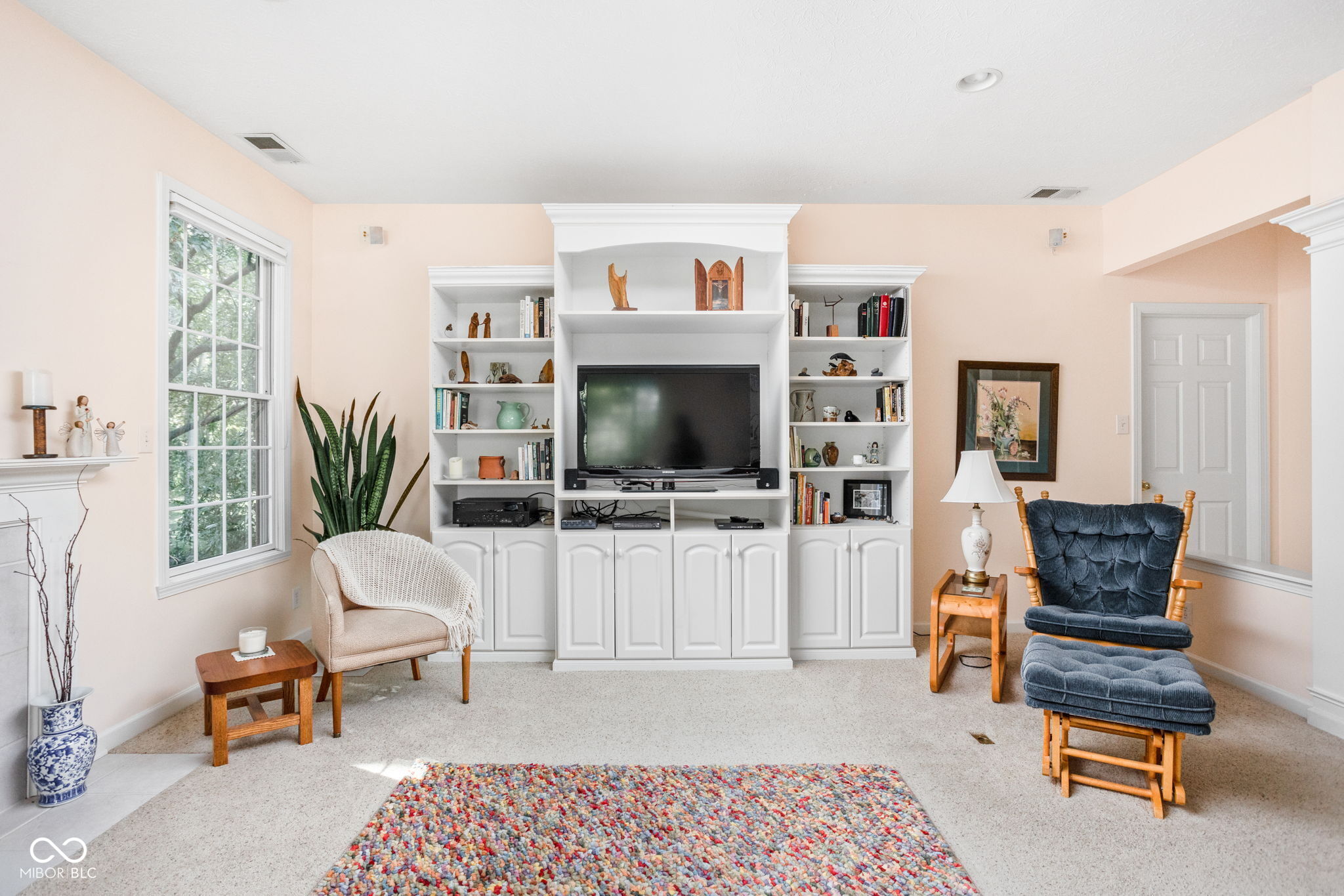 10019 Niagara Drive Fishers, IN 46037 - Photo 6 of 37