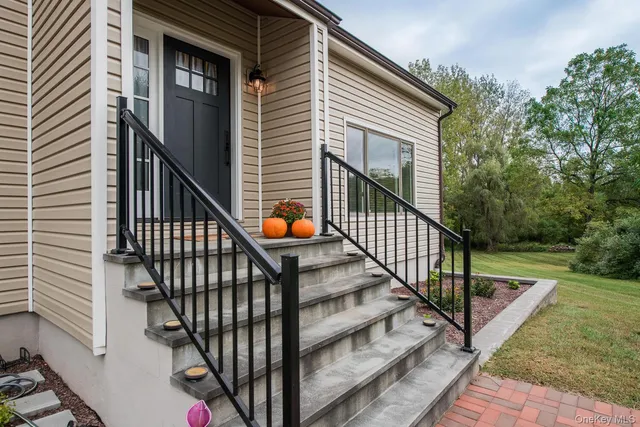 $605,000 | 3 Lisa Court, Patterson, NY 12563