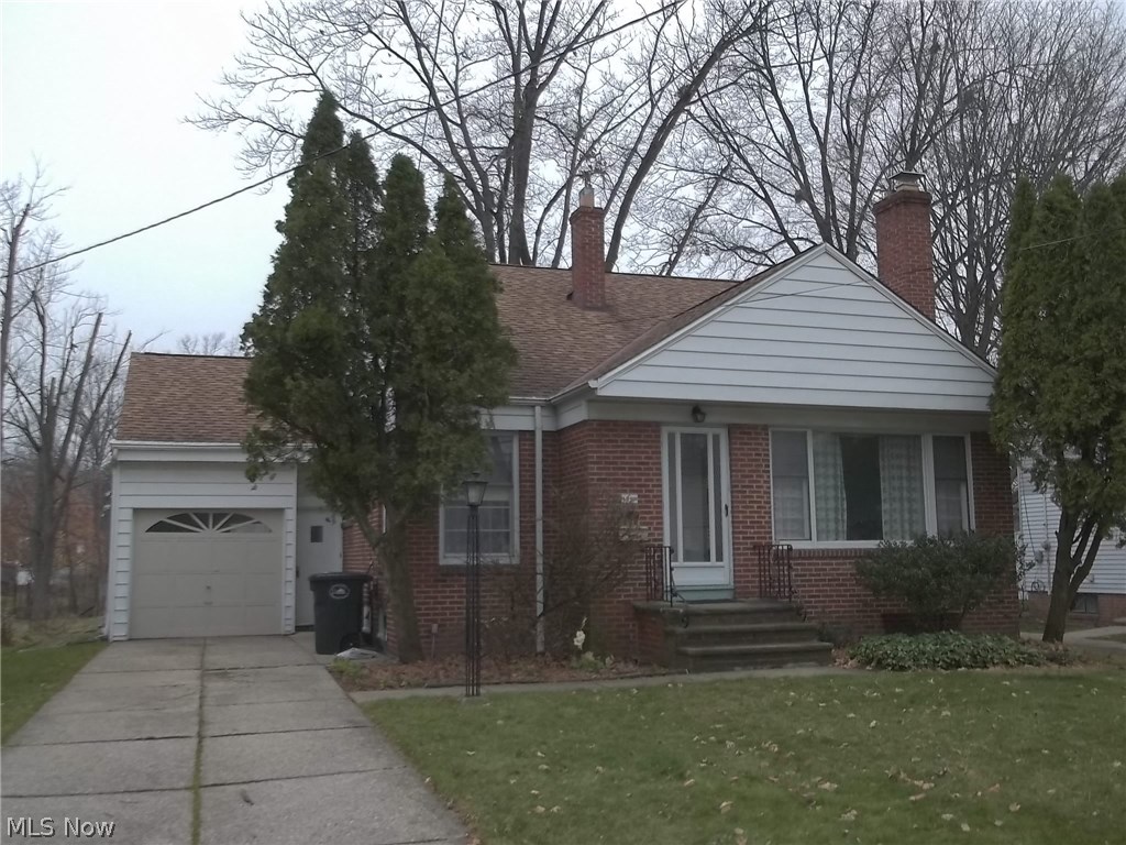 1368 Gordon Road Lyndhurst, OH 44124 - Photo 1 of 25
